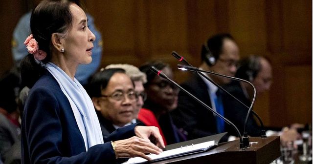 Aung San Suu Kyi ha difeso il Myanmar dalle accuse di genocidio contro i rohingya davanti alla Corte internazionale di giustizia