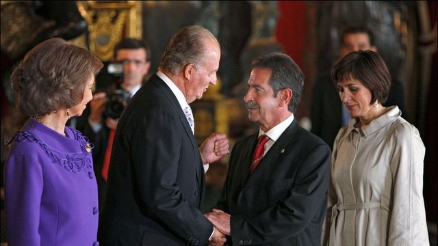 El emérito demandará a Revilla en los juzgados de Madrid tras la fallida conciliación