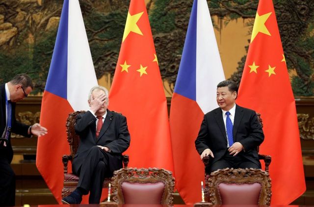 Prezident Zeman pojede na týdenní cestu do Číny