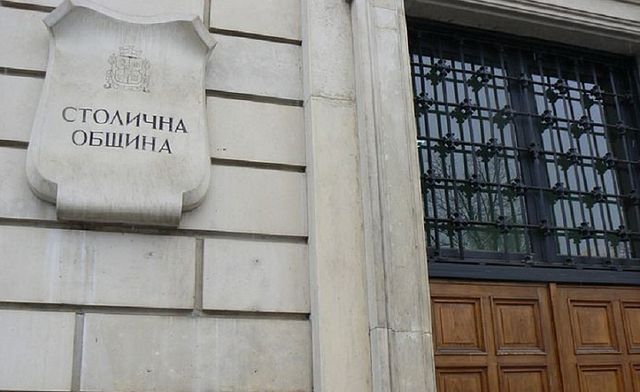 Мая Манолова съобщи за две обществени поръчки, които по думите й Столичната община бърза да реализира
