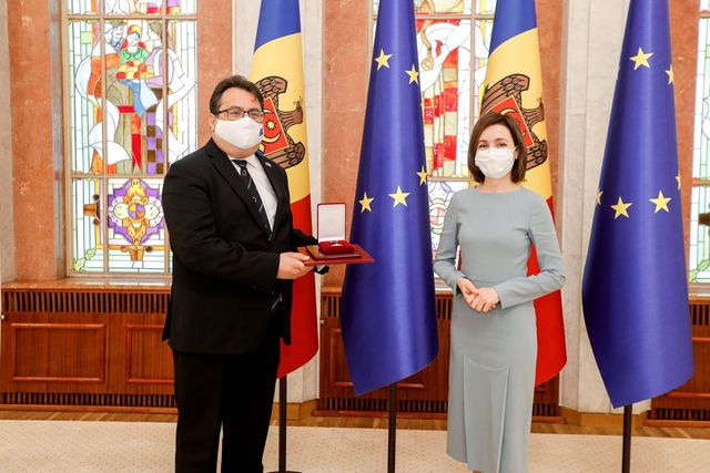 Ambasadorul UE în Republica Moldova a fost decorat cu „Ordinul de Onoare”