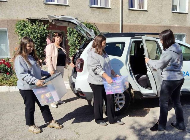 Echipe mobile de specialiști vor oferi sprijin copiilor cu cerințe educaționale speciale din școlile mici de la sate