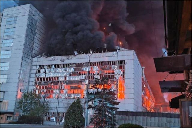 Rușii au distrus cea mai mare centrală electrică din regiunea Kiev