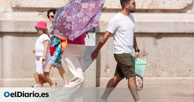 Las temperaturas suben en Madrid y superan los 30 grados a pesar de cielos nubosos