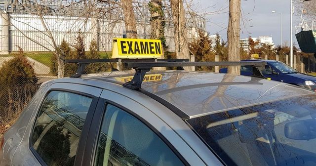 Un bărbat din Suceava picat de 53 de ori examenul auto