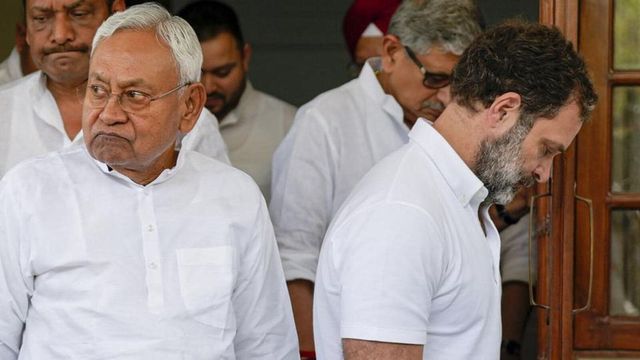 Breaking News: Nitish Kumar to drop shock for Lalu Yadav amid speculations of joining NDA | Abp News