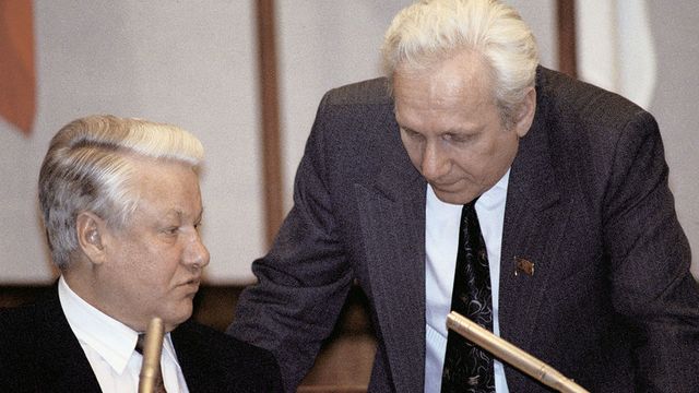Донбасс и Крым просили Ельцина не отдавать их Украине в 1991 году