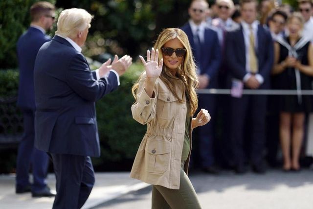 Vanity Fair valuta Melania Trump in copertina,rivolta dipendenti