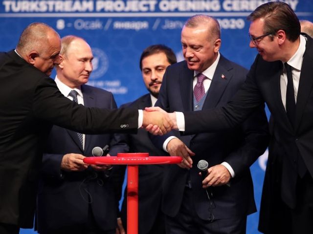 Сърбия иска да ни помага за строежа на ”Турски поток”