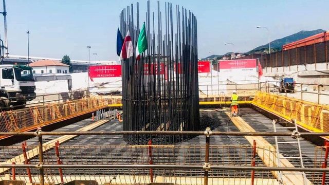 Genova, via alla ricostruzione del nuovo viadotto con la prima colata di cemento
