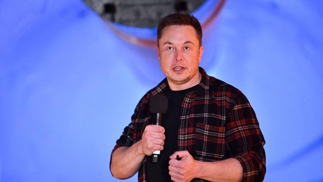 Tesla’s Elon Musk faces contempt order for violating deal with tweet