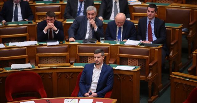 Jakab Péter elfoglalta Orbán Viktor parlamenti székét