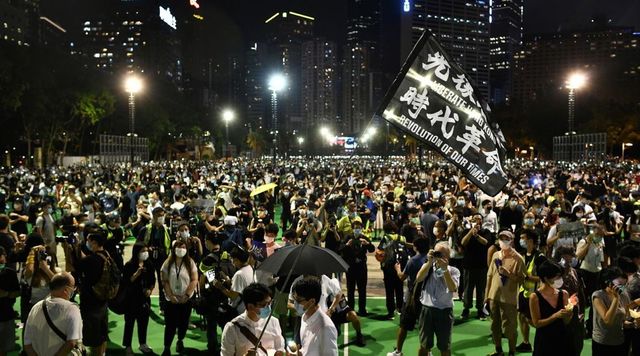 Hong Kong, Cina vara stretta sicurezza