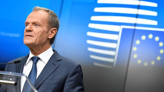 Туск не намерен убеждать Польшу смягчить отношение к России