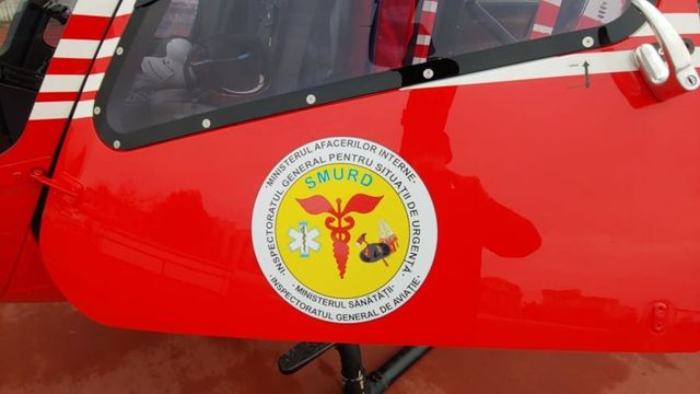 Un echipaj aero –medical SMURD Iași a preluat din Chișinău un medicament, pentru a salva un tânăr de 20 de ani din România