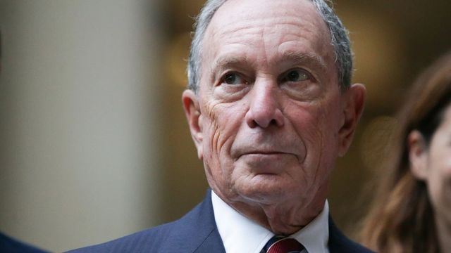 Michael Bloomberg visszalépett a demokrata elnökjelöltségtől