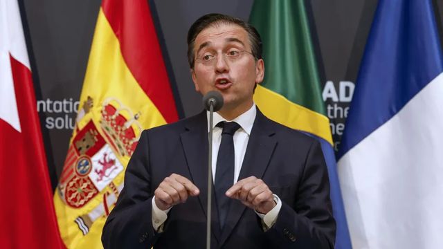 Albares defiende un embargo de armas a Israel y sanciones a quienes obstaculizan la solución de los dos Estados