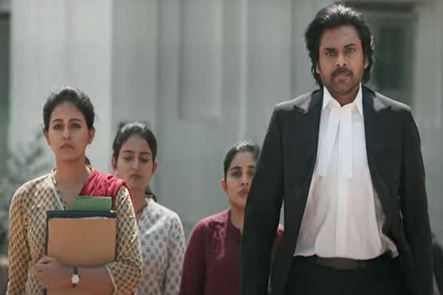 Vakeel Saab Day 1 Box Office Collection: Pawan Kalyan's movie to to get bumper opening, earn Rs 40 crore on day of release