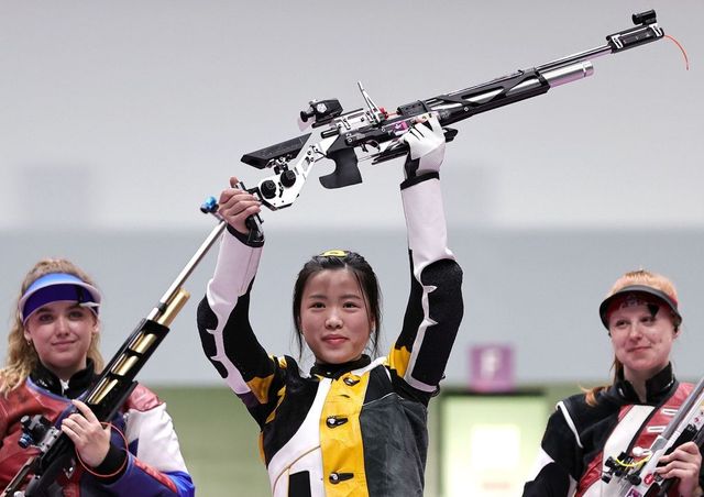 První zlato v Tokiu získala čínská střelkyně Jang Čchien, Šarounová zůstala daleko od finále