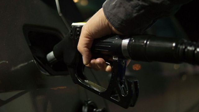 Cea mai ieftină benzină din România acum și în cea mai mare benzinărie din țară