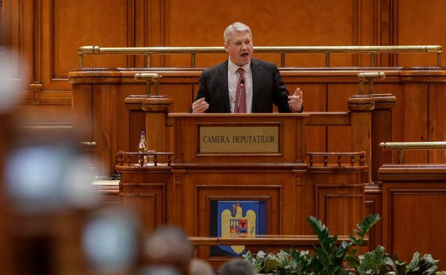Predoiu, în Parlament, la Ora Guvernului