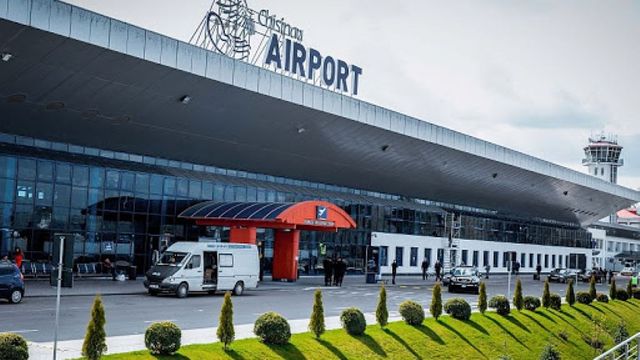 O femeie în vârstă de 53 de ani a decedat pe Aeroportul Internațional Chișinău