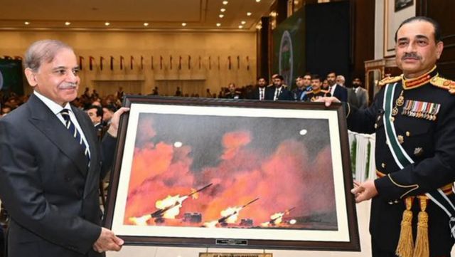 'Nakal karne ke liye akal chahiye': Owaisi mocks Pak PM's fake 'Op Bunyan' pic