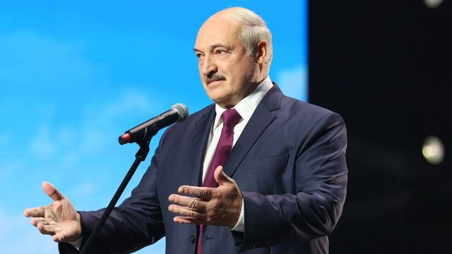Szinte titokban újra letette a hivatali esküt Lukasenka