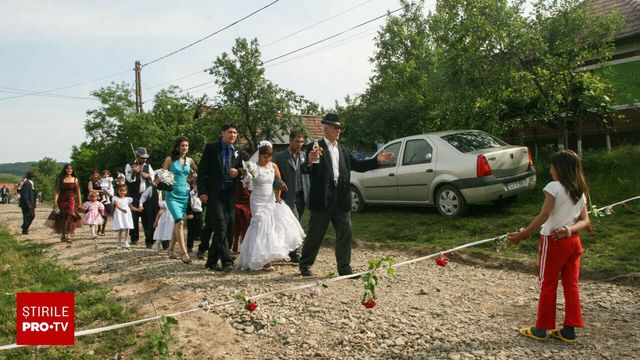 Romii, nemulțumiți de situația căsătoriilor între minori