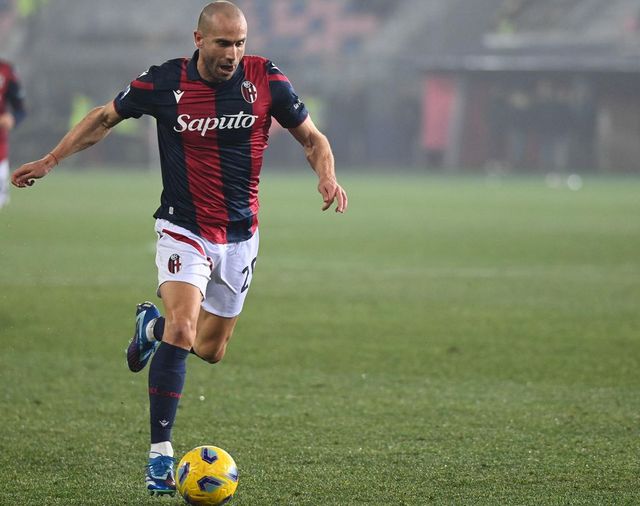 Bologna-Genoa risultato 1-1: gol di Gundmundsson e De Silvestri