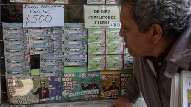 Povestea bizară a avionului prezidențial oferit ca premiu la loterie în Mexic