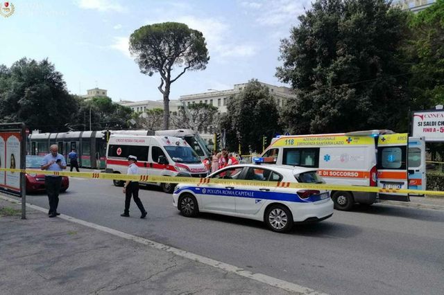 Incidente tram a Roma al Flaminio: donna ferita