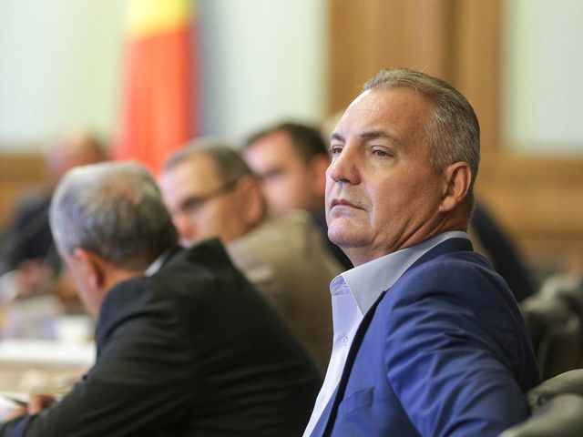 Fostul trezorier al PSD, Mircea Drăghici, și mai mulți primari, achitați într-un dosar de corupție