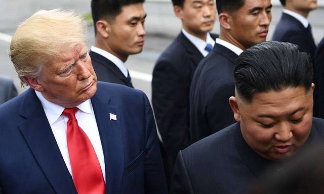 Újabb csúcstalálkozó lehetőségét vetette fel Trump, Észak-Korea elutasítóan reagált