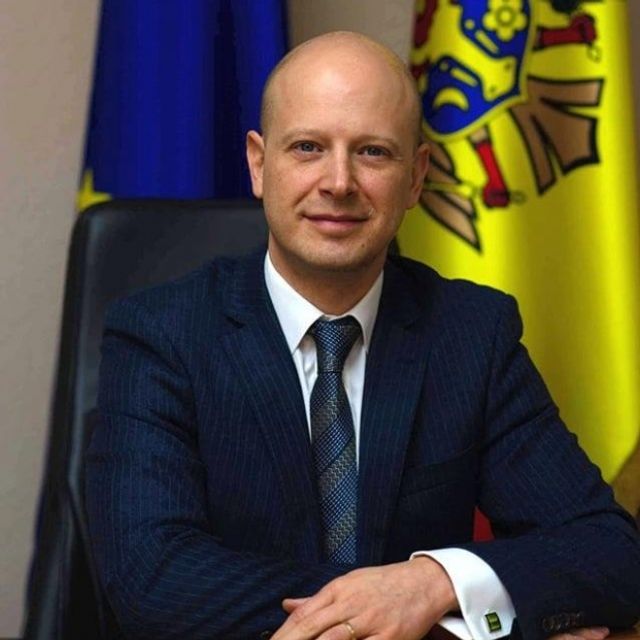 Directorul Autorității Aeronautice Civile, demis