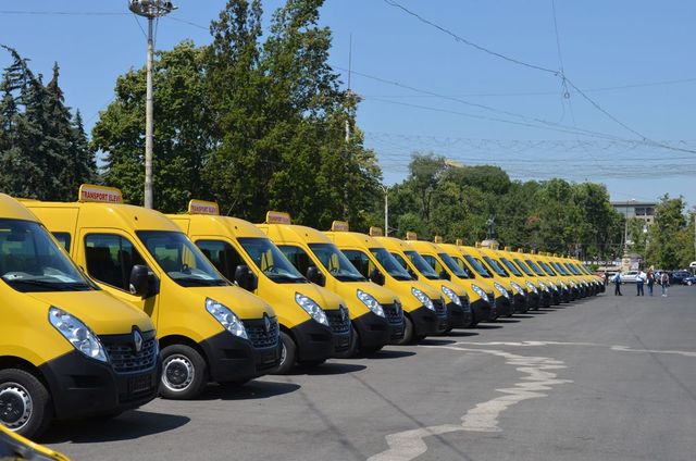 Ministerul Educației și Cercetării va achiziționa 60 de autobuze școlare, cu sprijinul Guvernului României