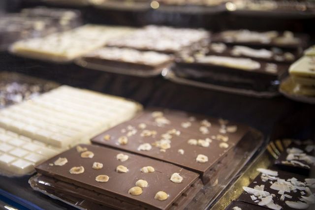 Austria: ruba 20 tonnellate cioccolata