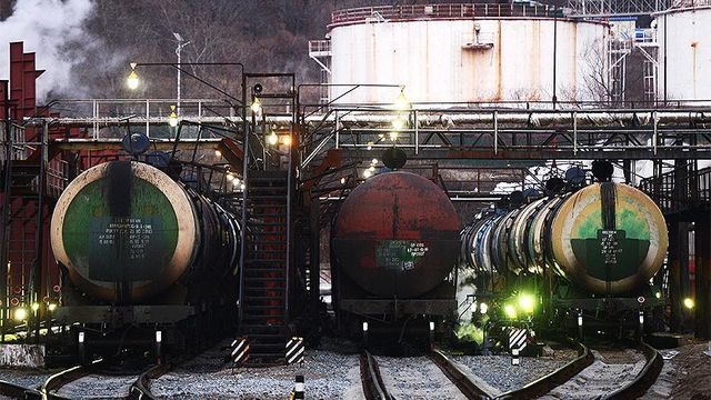 Казахстан приостановил экспорт нефти в Китай