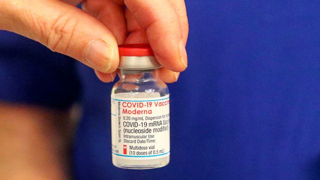 Moderna: Ваксината ни е ефективна на 90% 6 месеца след втората доза