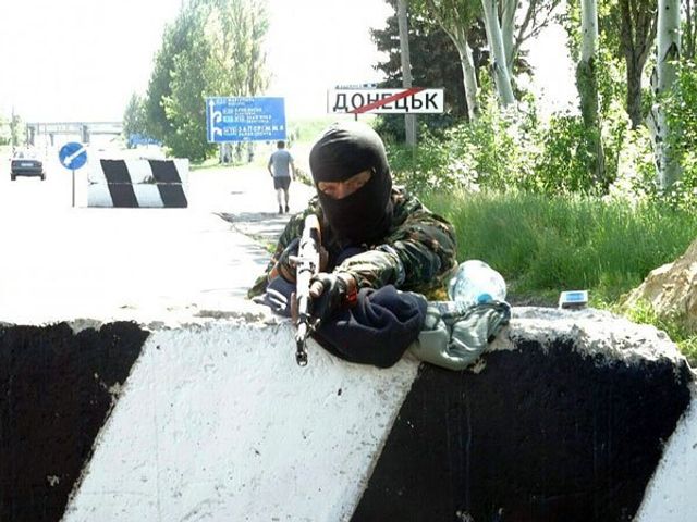 Журналисты из России попали под обстрел на западе Донецка