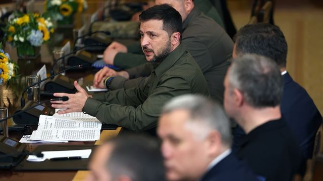 El Ejército de Ucrania recibe los primeros tanques estadounidenses Abrams