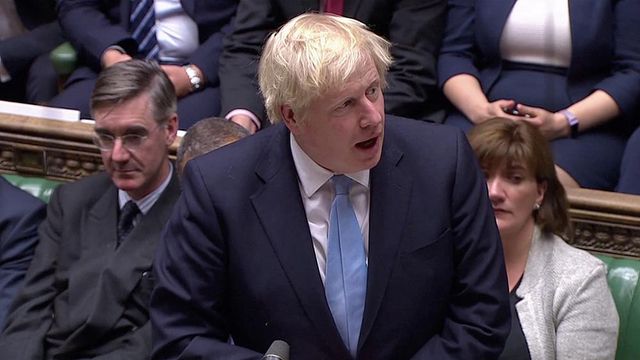Парламент Великобритании приостановил работу