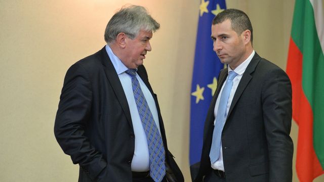 Работодателски организации сезираха Цацаров за тока