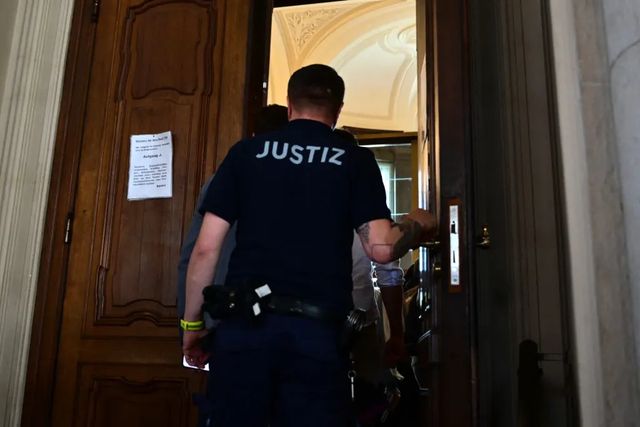 Medic german judecat pentru uciderea a 15 pacienți. Doctorul și-ar fi ucis și soacra