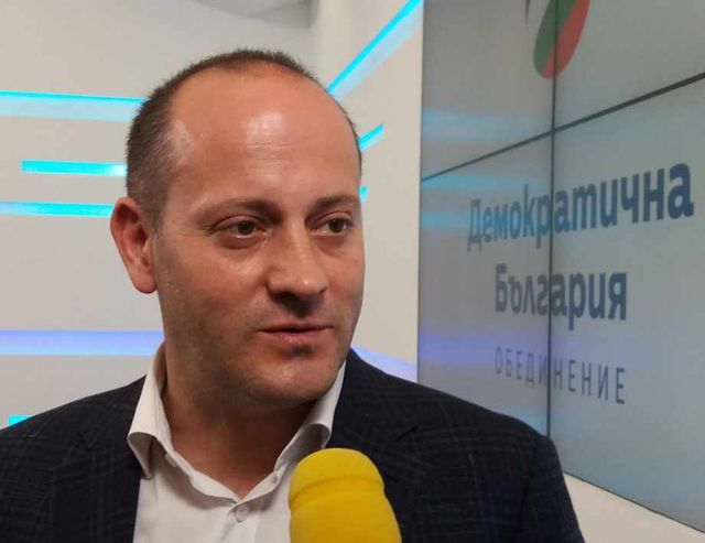 Радан Кънев предлага спасителен икономически пакет на Бойко Борисов