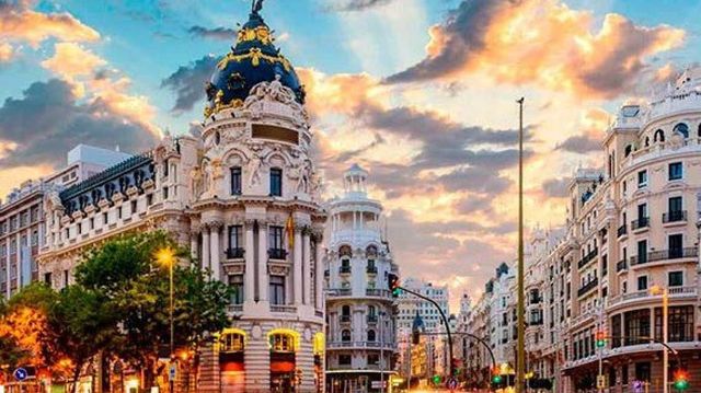 Locuitorii din Madrid intră în carantină