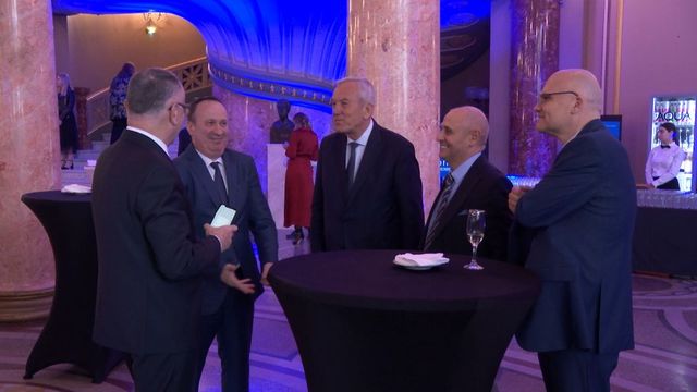 110 ani de la înființarea Academiei de Studii Economice din București. La eveniment au participat și ministrul Finanțelor și al Culturii