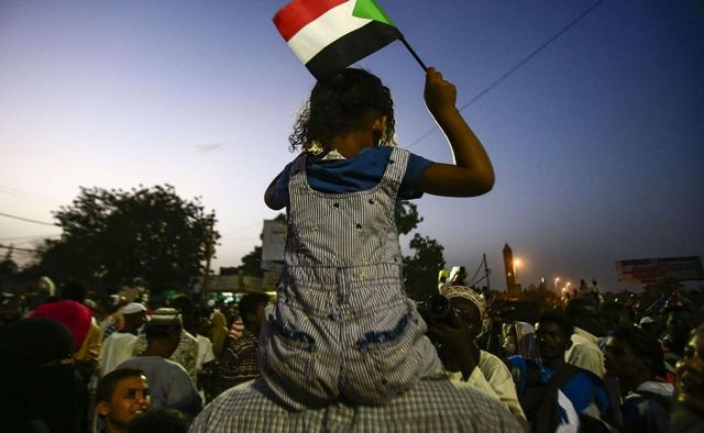 Sudan, si dimette capo intelligence