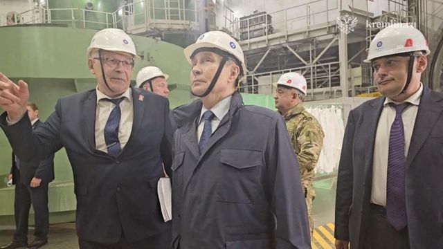 Elicottero di Putin attaccato dai droni ucraini, cosa è successo al presidente russo