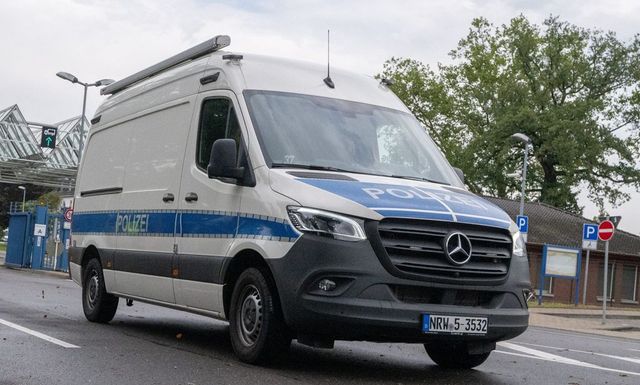 Pánik Kölnben, 20 ezer ember kell elhagyja az otthonát bombák miatt